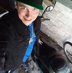 Meet your Posher, Gary